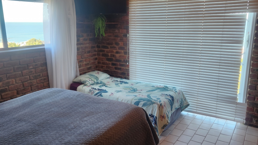 5 Bedroom Property for Sale in Dana Bay Western Cape
